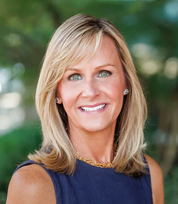 Portrait of Buffy Bromberg Allen, REALTOR.